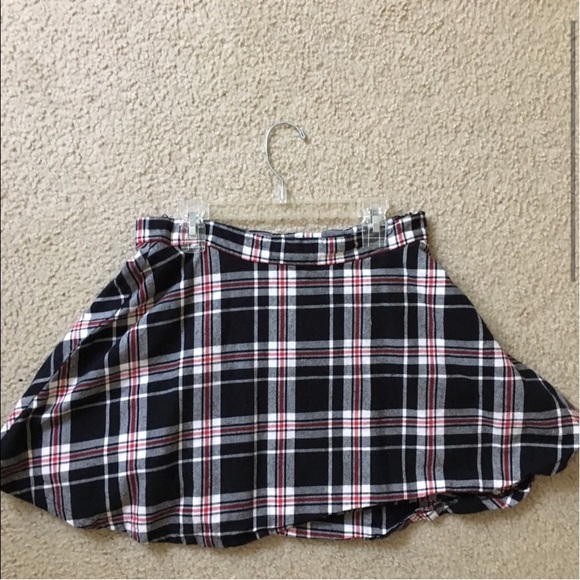 Plaid Forever 21 Skirt - Picture 2 of 5